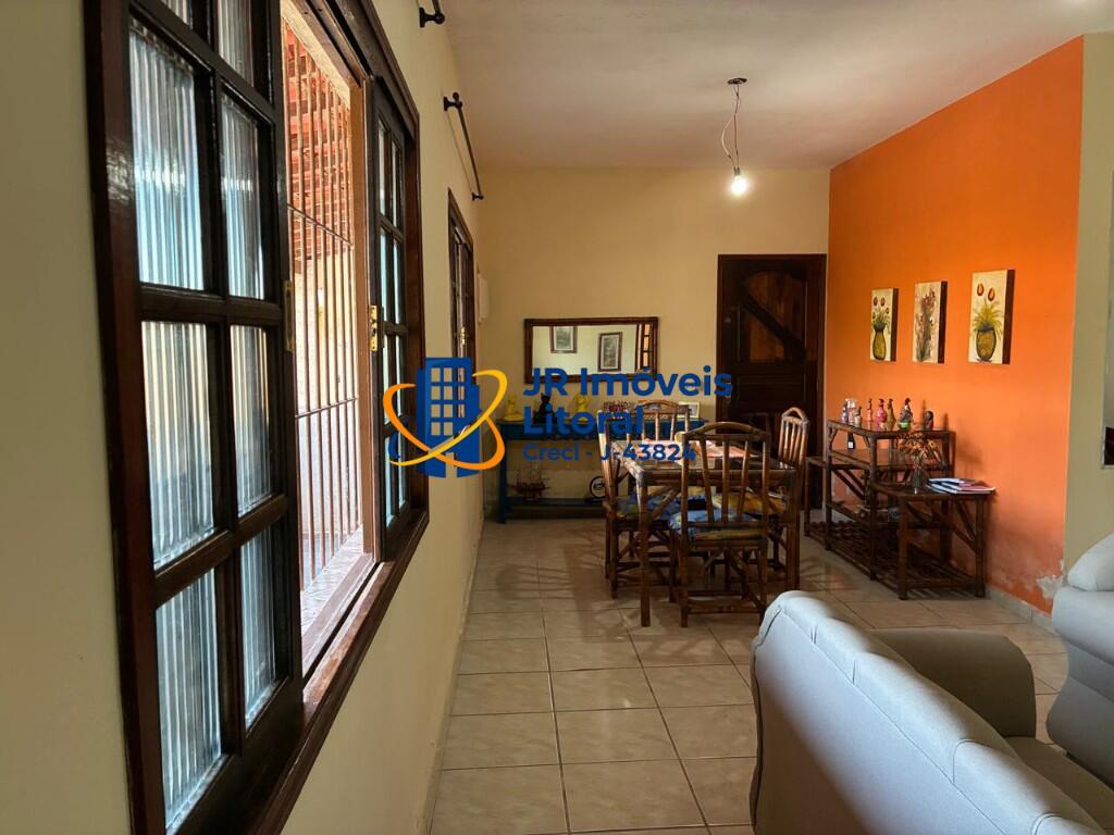 Casa com 3 quartos e 240 m² em Jardim Belas Artes, Itanhaém