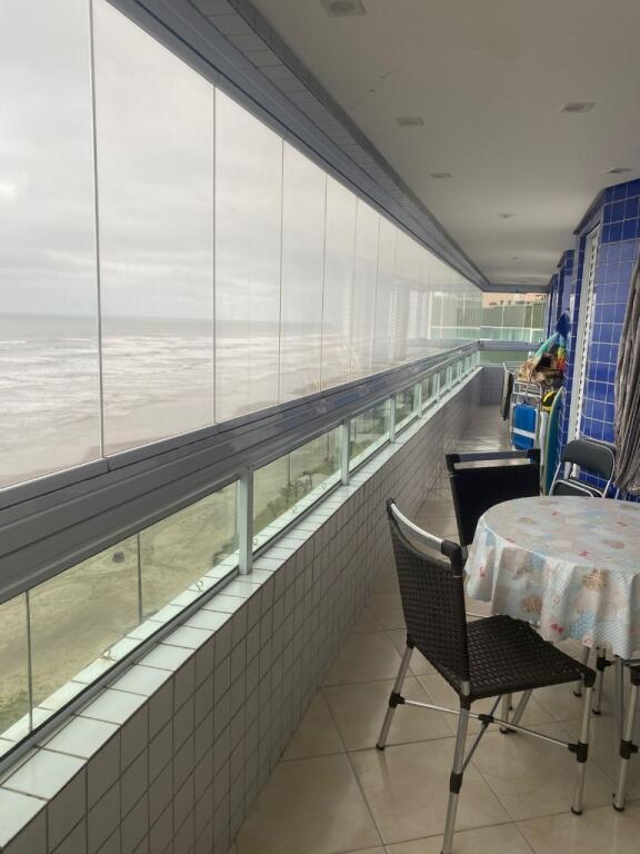 Apartamento com 3 quartos e 109 m² em Vila Caiçara, Praia Grande