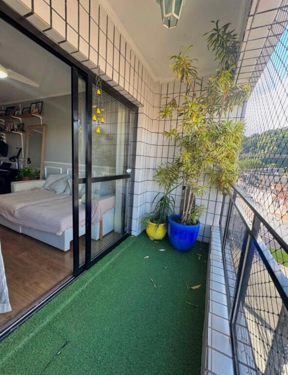Apartamento com 2 quartos e 75 m² em Vila Caiçara, Praia Grande