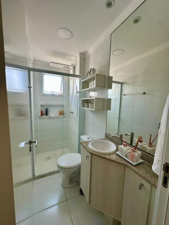 Apartamento com 2 quartos e 64 m² em Vila Caiçara, Praia Grande