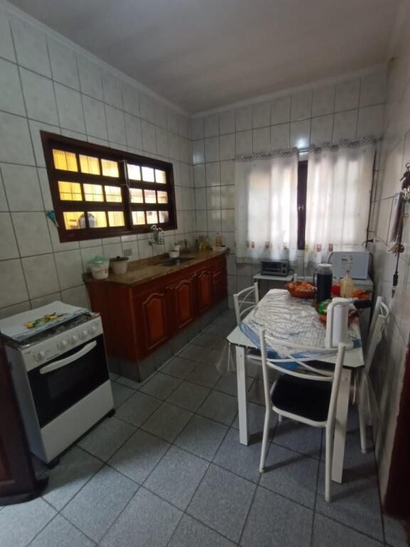 Casa com 2 quartos e 156 m² em Vila Caiçara, Praia Grande
