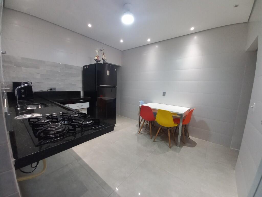 Casa com 2 quartos e 104 m² em Vila Caiçara, Praia Grande