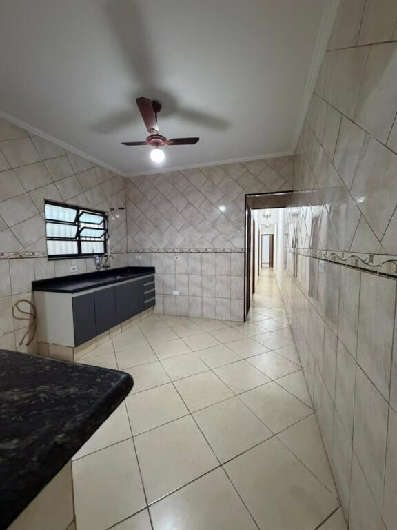 Casa com 3 quartos e 70 m² em Vila Caiçara, Praia Grande