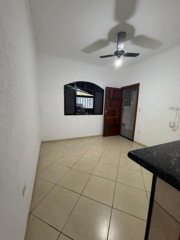 Casa com 3 quartos e 70 m² em Vila Caiçara, Praia Grande