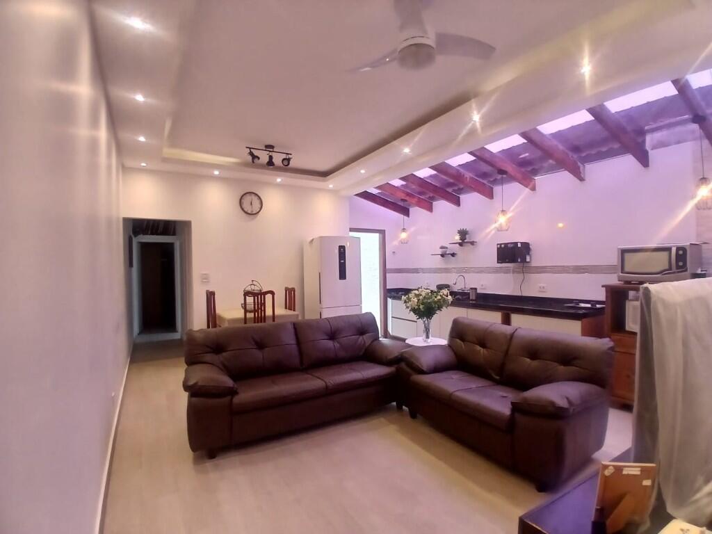 Casa com 3 quartos e 90 m² em Vila Caiçara, Praia Grande