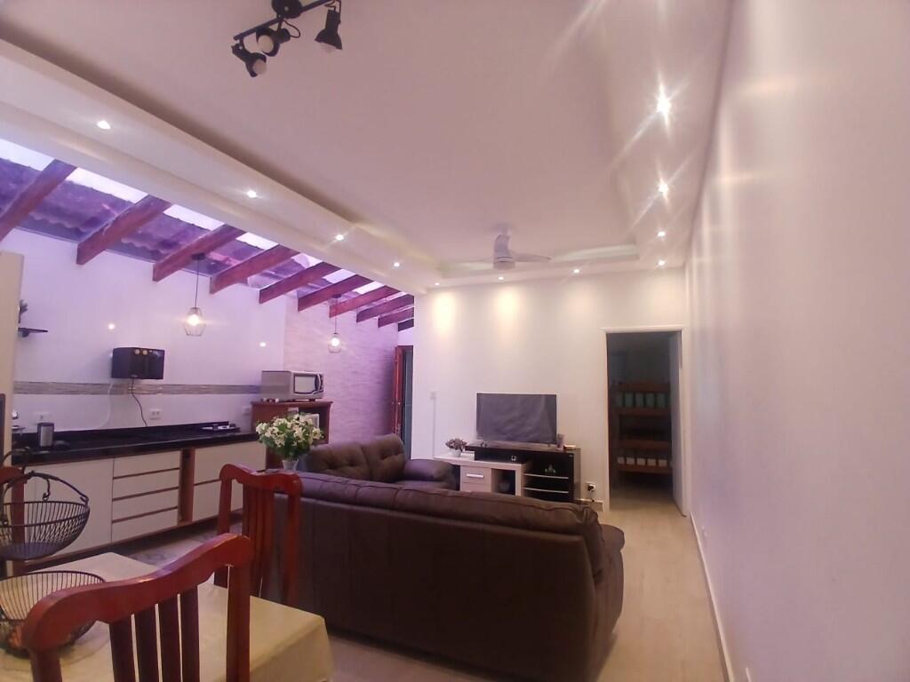 Casa com 3 quartos e 90 m² em Vila Caiçara, Praia Grande