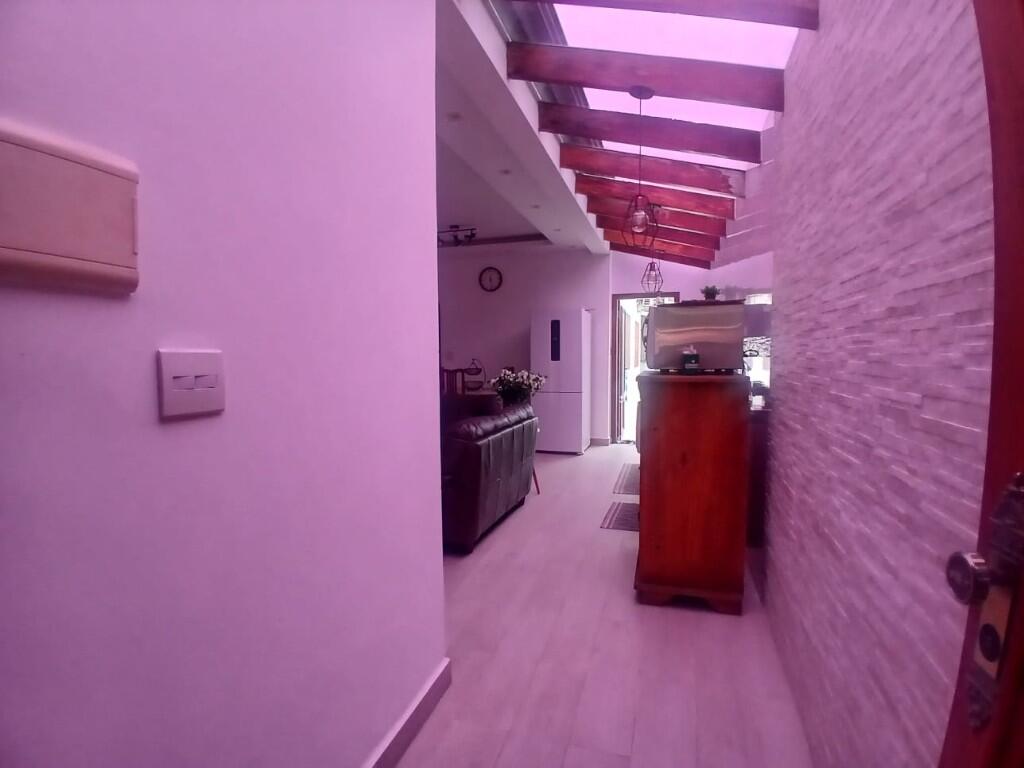 Casa com 3 quartos e 90 m² em Vila Caiçara, Praia Grande