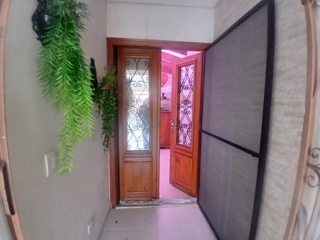 Casa com 3 quartos e 90 m² em Vila Caiçara, Praia Grande