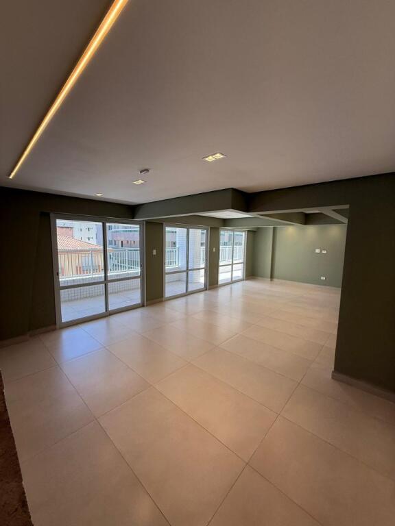 Apartamento com 2 quartos e 76 m² em Vila Caiçara, Praia Grande