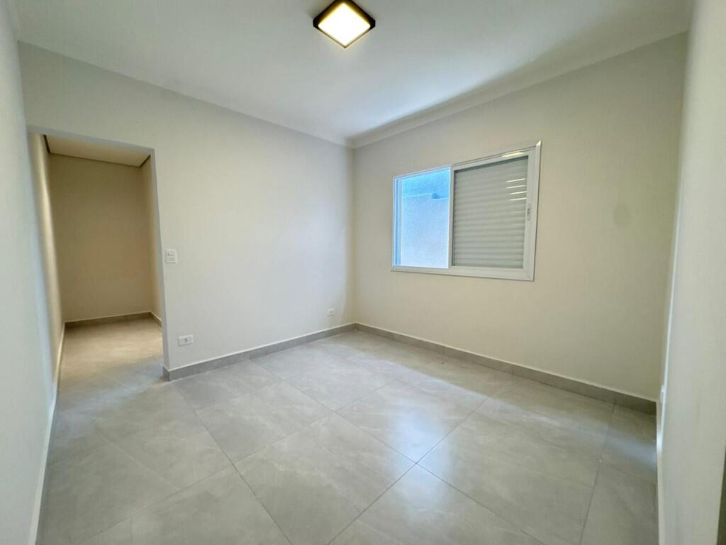 Casa com 3 quartos e 115 m² em Vila Caiçara, Praia Grande