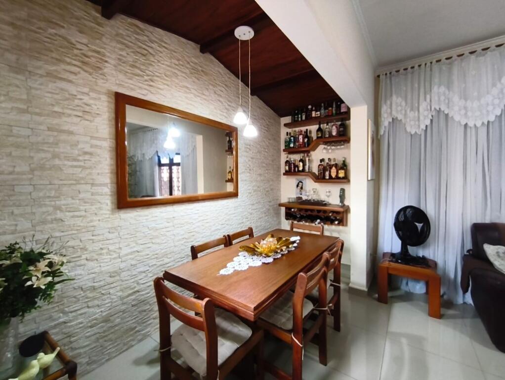 Casa com 2 quartos e 130 m² em Vila Caiçara, Praia Grande
