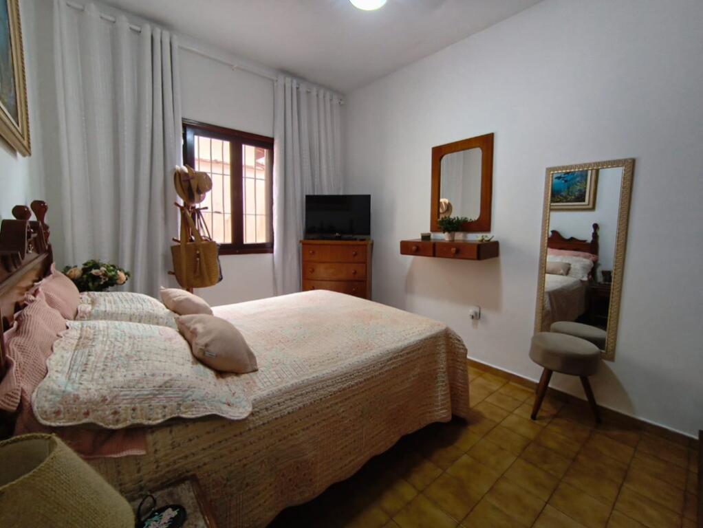 Casa com 2 quartos e 130 m² em Vila Caiçara, Praia Grande
