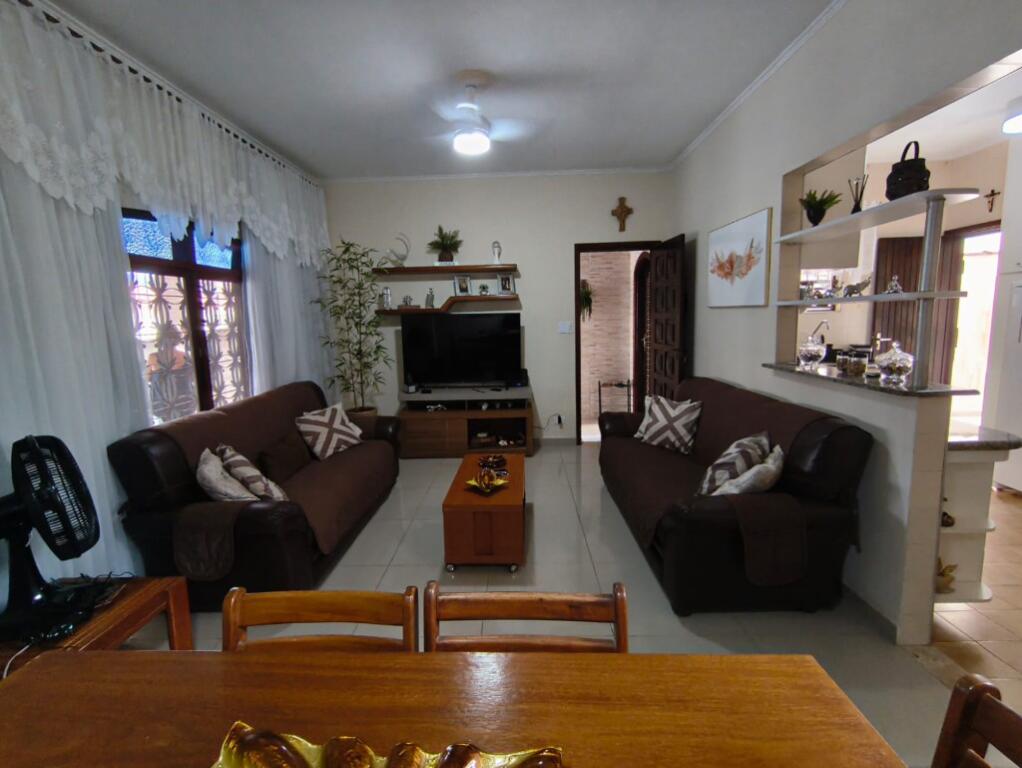Casa com 2 quartos e 130 m² em Vila Caiçara, Praia Grande