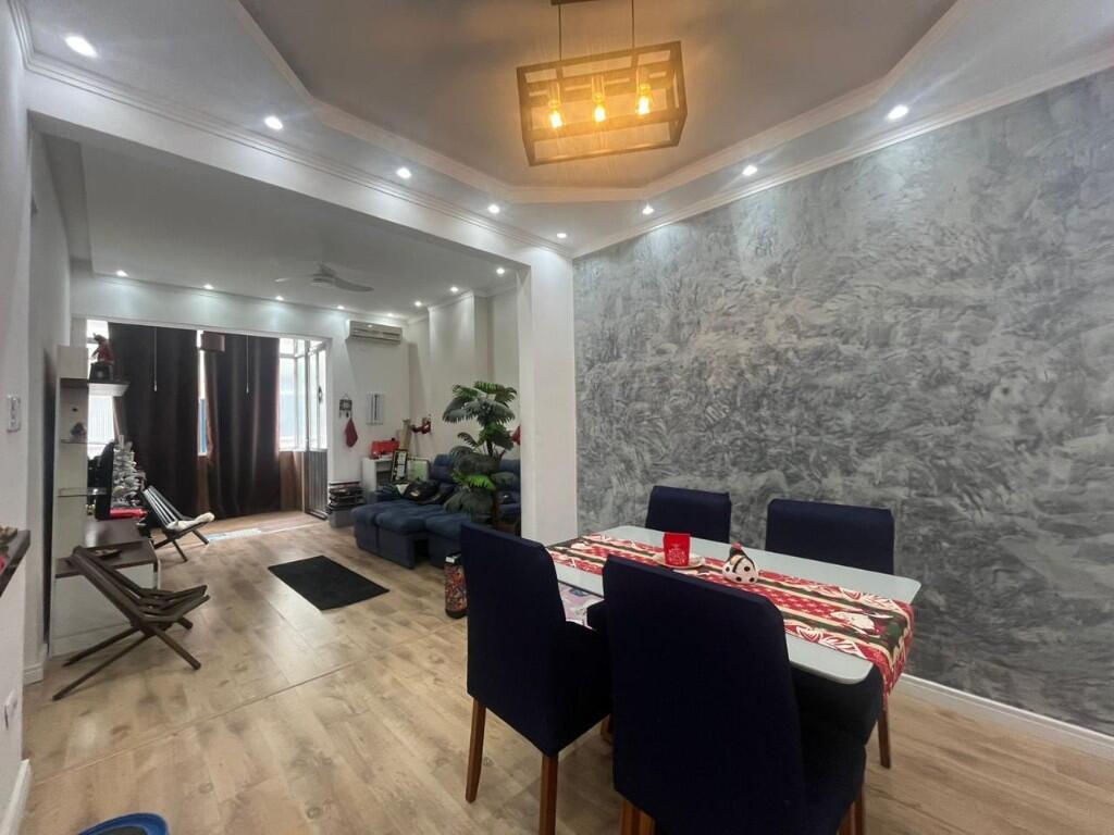 Apartamento com 2 quartos e 80 m² em Vila Caiçara, Praia Grande