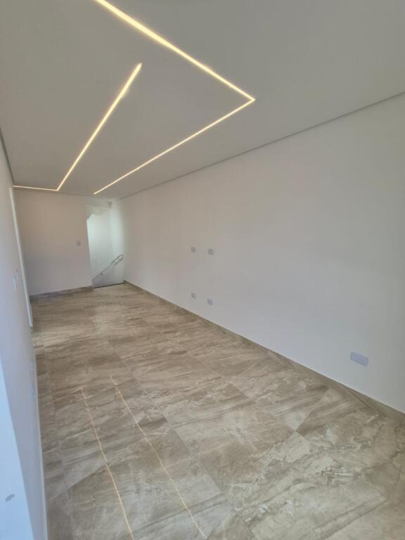 Casa com 2 quartos e 81 m² em Vila Caiçara, Praia Grande