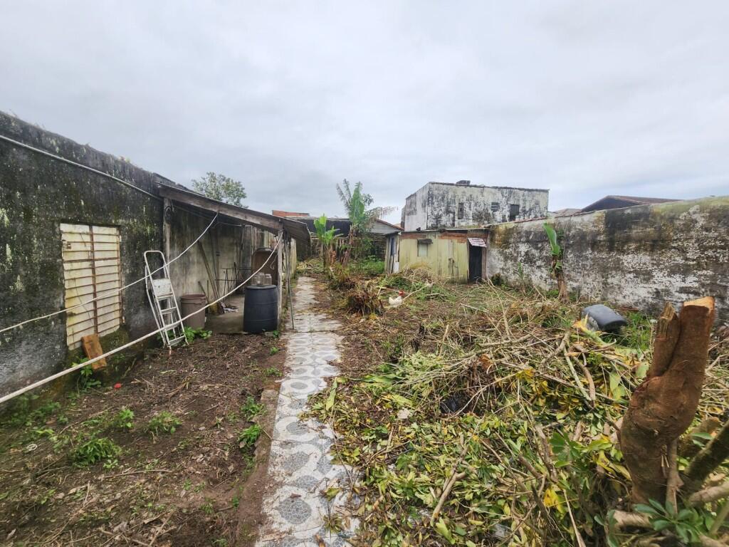 Terreno com 300 m² em Vila Caiçara, Praia Grande