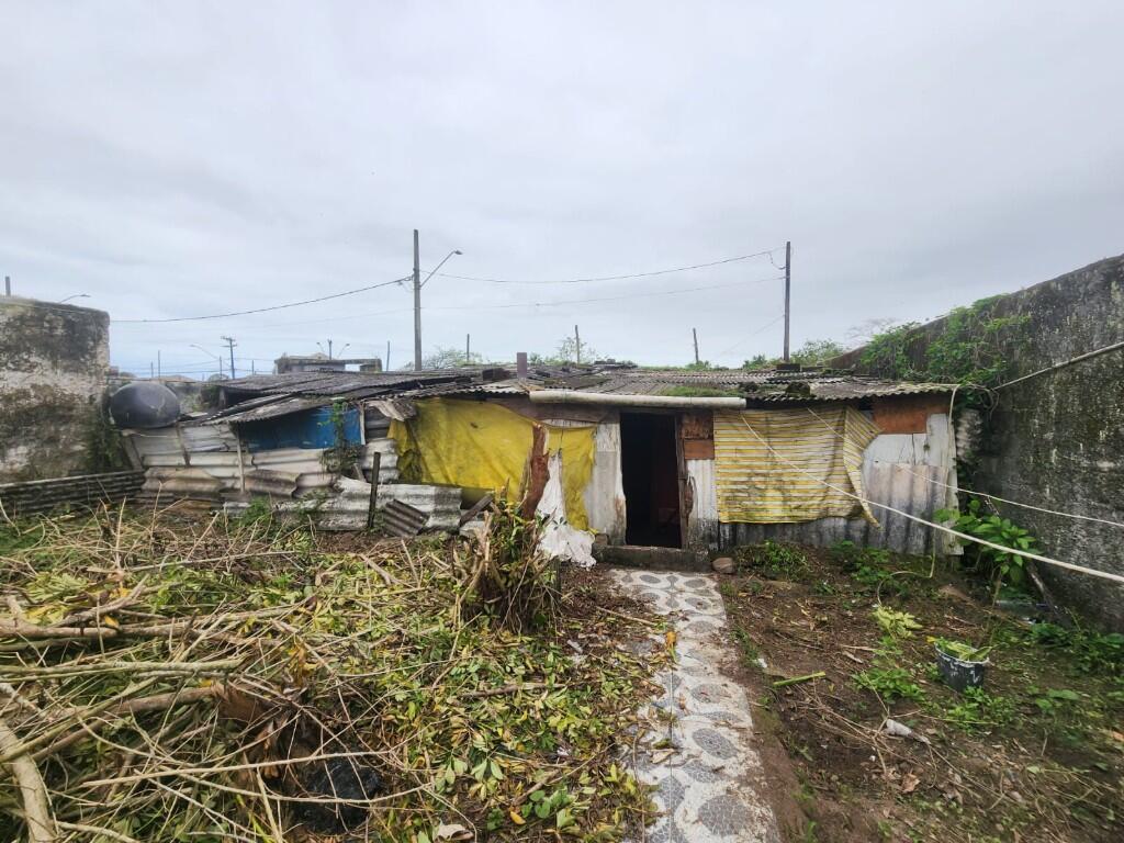 Terreno com 300 m² em Vila Caiçara, Praia Grande