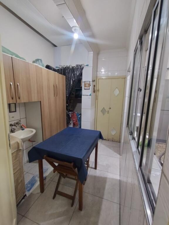 Casa com 2 quartos e 68 m² em Vila Caiçara, Praia Grande