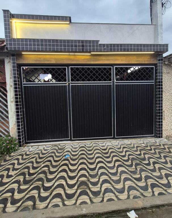 Casa com 2 quartos e 69 m² em Vila Caiçara, Praia Grande