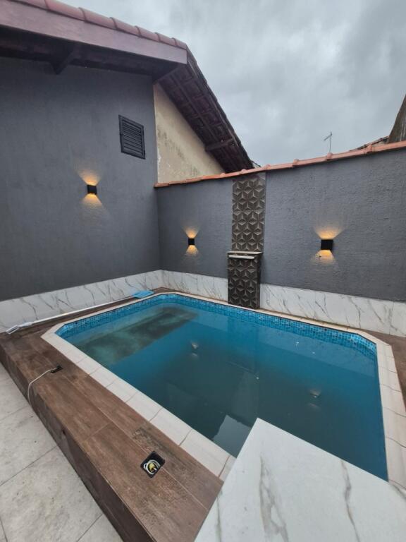 Casa com 2 quartos e 69 m² em Vila Caiçara, Praia Grande