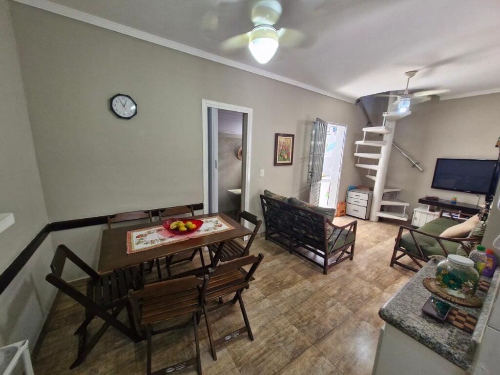 Casa com 2 quartos e 30 m² em Vila Caiçara, Praia Grande