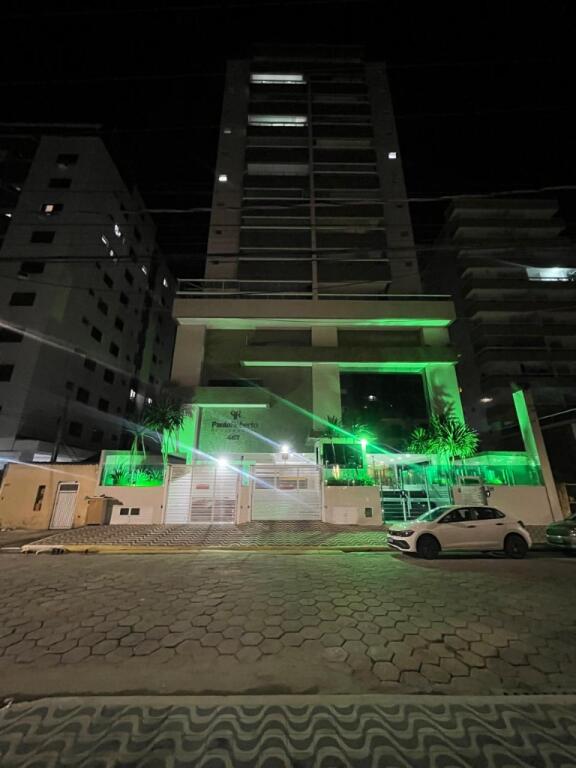Apartamento com 2 quartos e 80 m² em Vila Caiçara, Praia Grande