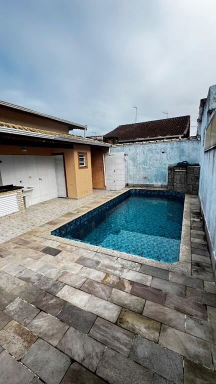 Casa com 3 quartos e 200 m² em Vila Caiçara, Praia Grande