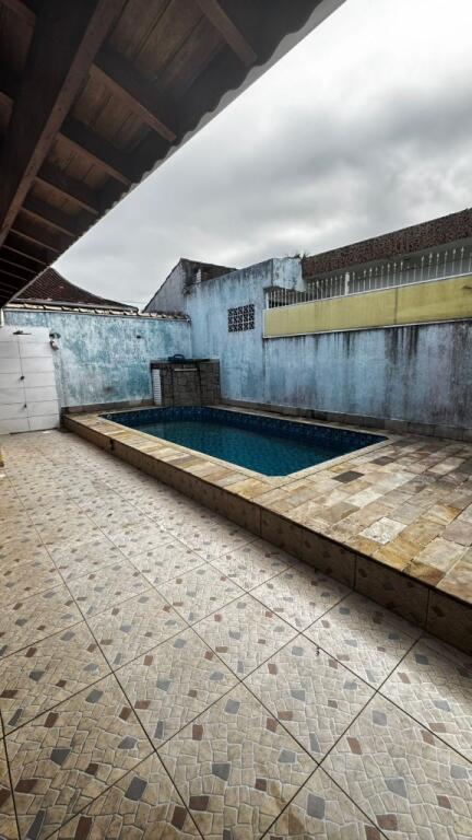 Casa com 3 quartos e 200 m² em Vila Caiçara, Praia Grande