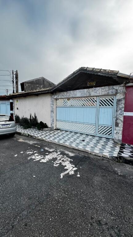 Casa com 3 quartos e 200 m² em Vila Caiçara, Praia Grande
