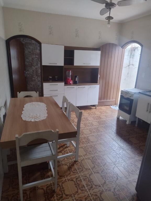 Casa com 2 quartos e 68 m² em Vila Caiçara, Praia Grande
