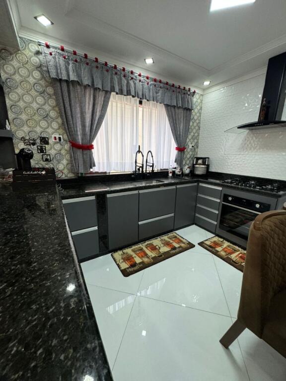 Casa com 2 quartos e 118 m² em Vila Caiçara, Praia Grande
