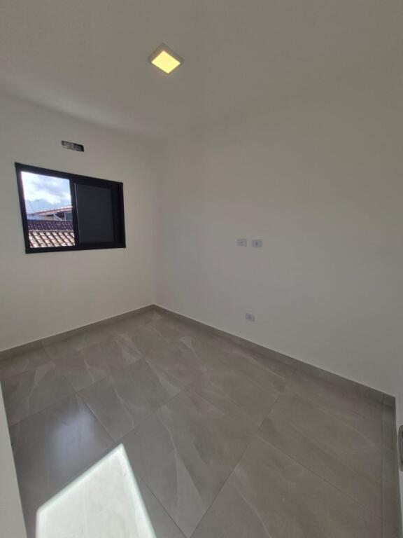Casa com 2 quartos e 67 m² em Vila Caiçara, Praia Grande