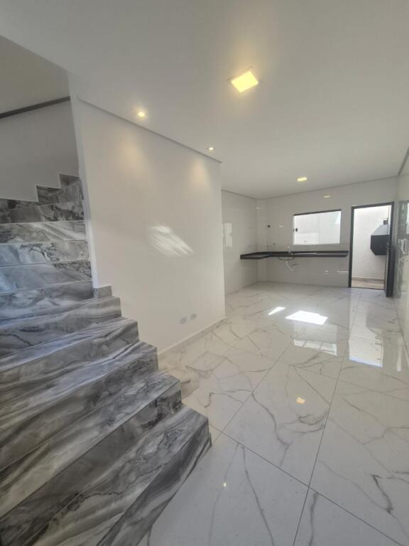 Casa com 2 quartos e 67 m² em Vila Caiçara, Praia Grande