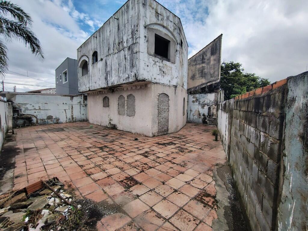 Terreno com 118 m² em Vila Caiçara, Praia Grande