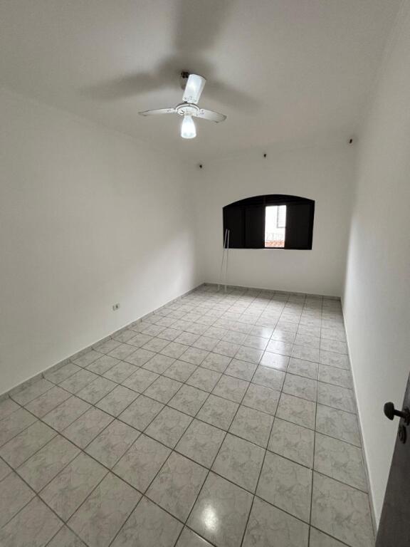 Casa com 2 quartos e 125 m² em Vila Caiçara, Praia Grande
