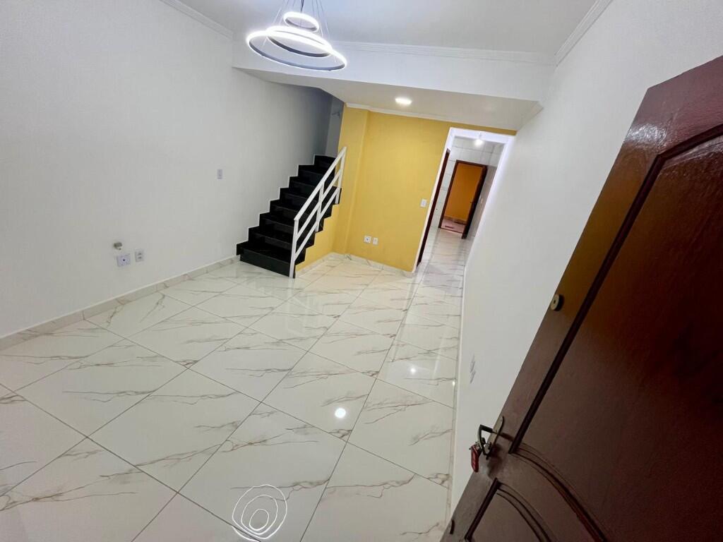 Casa com 2 quartos e 81 m² em Vila Caiçara, Praia Grande