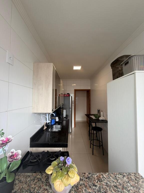 Apartamento com 2 quartos e 81 m² em Vila Caiçara, Praia Grande