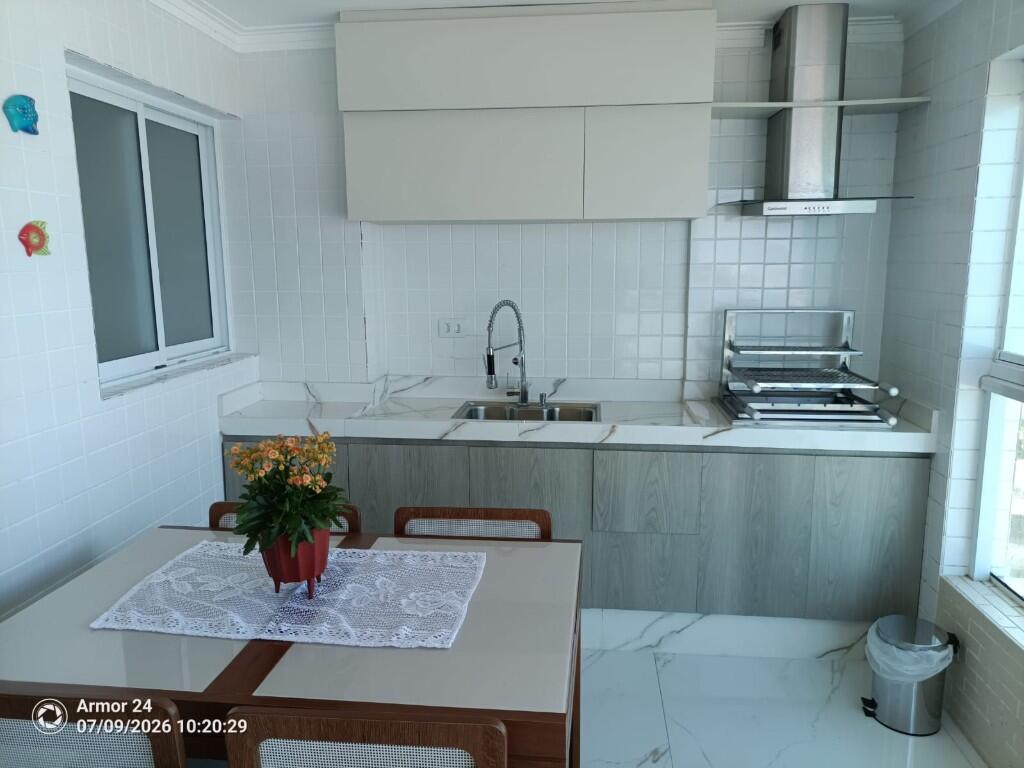 Apartamento com 2 quartos e 76 m² em Vila Caiçara, Praia Grande