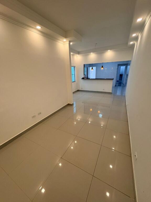 Casa com 3 quartos e 140 m² em Vila Caiçara, Praia Grande