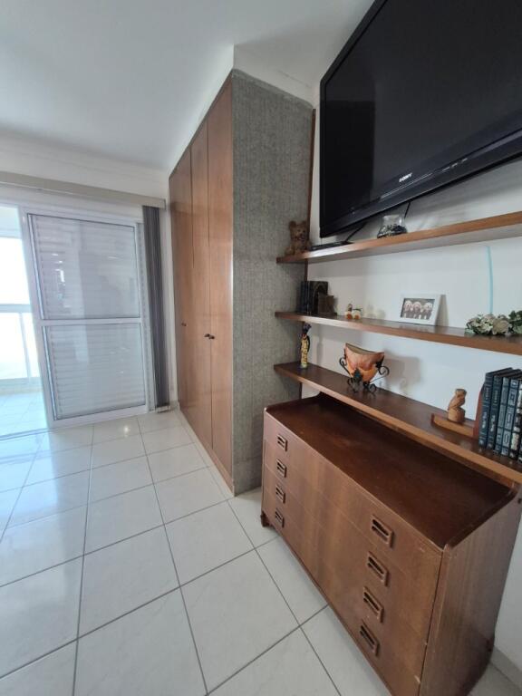 Apartamento com 3 quartos e 177 m² em Vila Caiçara, Praia Grande