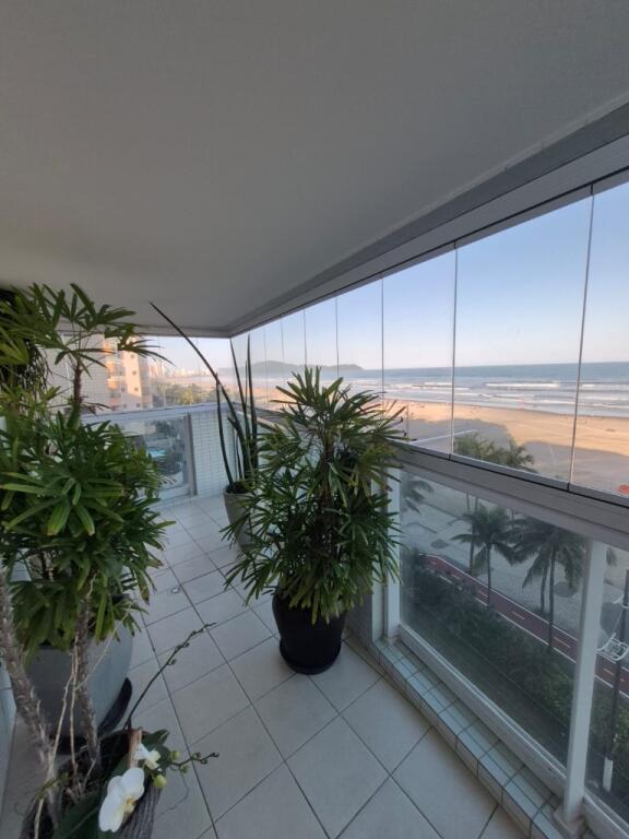 Apartamento com 3 quartos e 177 m² em Vila Caiçara, Praia Grande