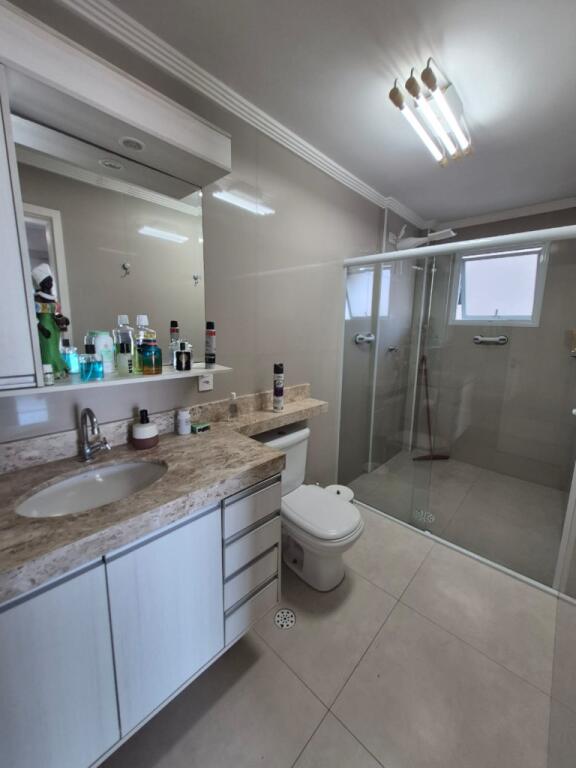 Apartamento com 3 quartos e 177 m² em Vila Caiçara, Praia Grande