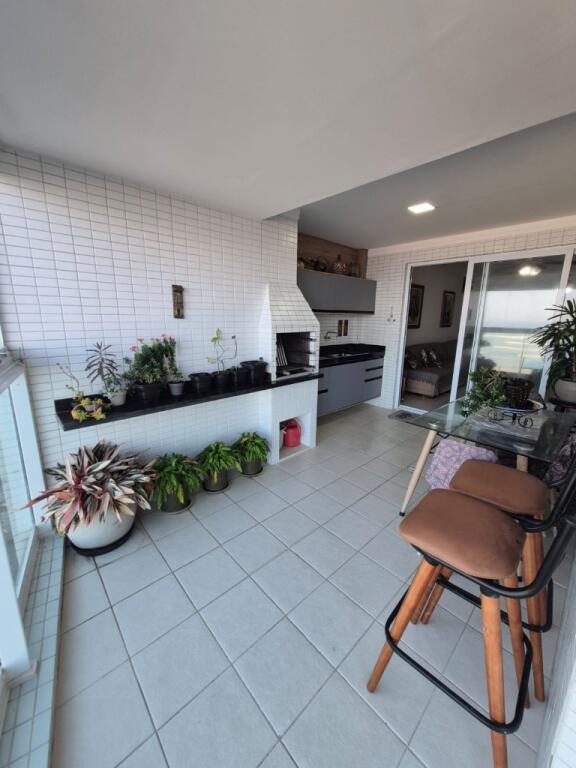 Apartamento com 3 quartos e 177 m² em Vila Caiçara, Praia Grande