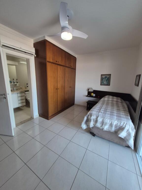 Apartamento com 3 quartos e 177 m² em Vila Caiçara, Praia Grande