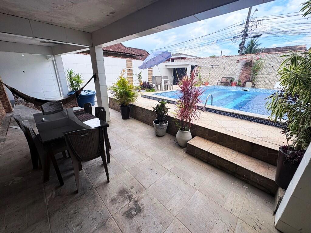 Casa com 4 quartos e 166 m² em Vila Caiçara, Praia Grande