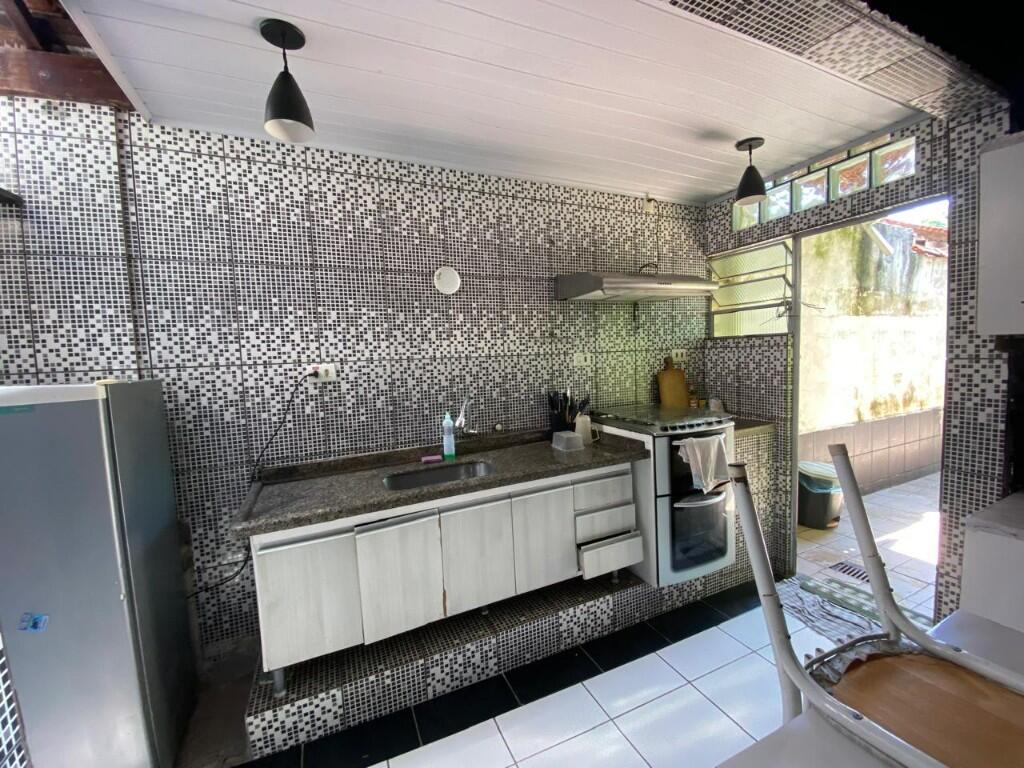 Casa com 3 quartos e 173 m² em Vila Caiçara, Praia Grande