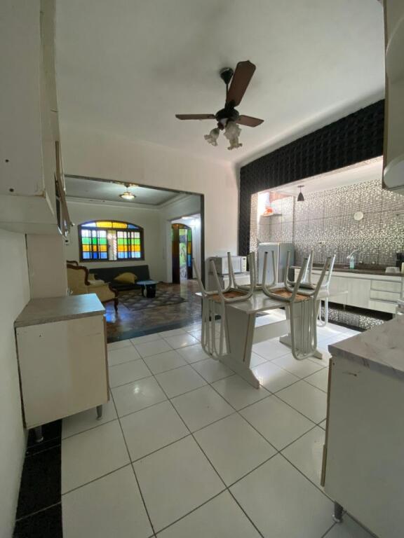 Casa com 3 quartos e 173 m² em Vila Caiçara, Praia Grande