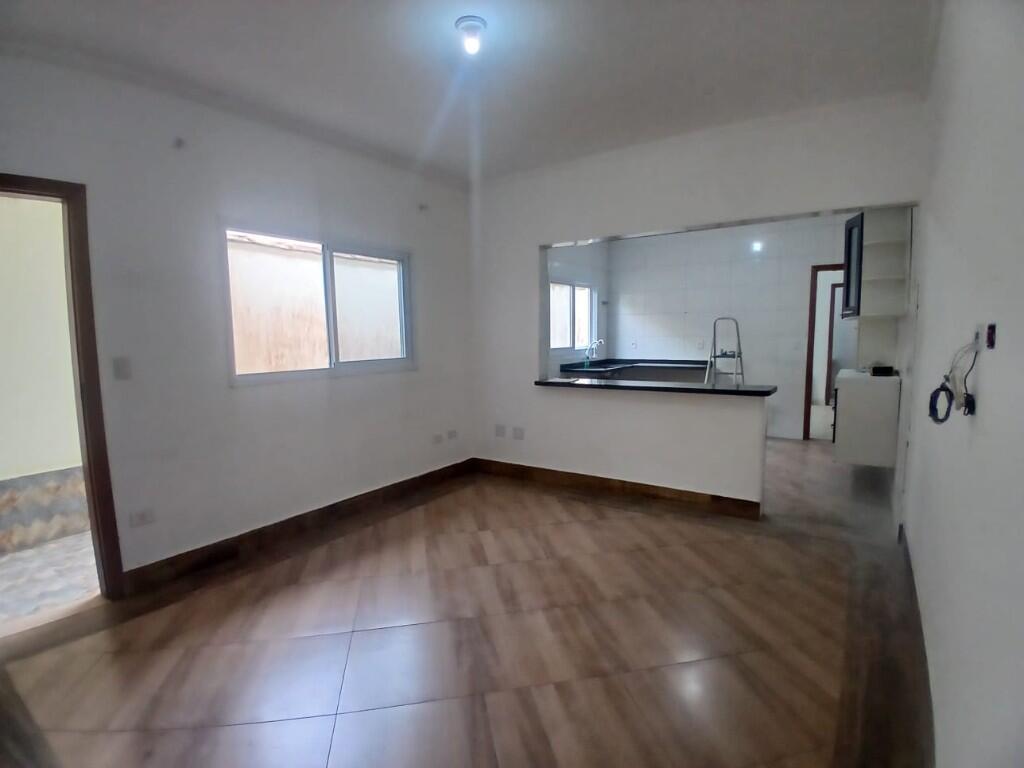 Casa com 2 quartos e 70 m² em Vila Caiçara, Praia Grande