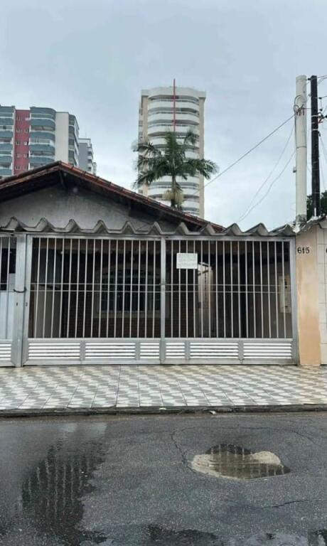 Casa com 2 quartos e 72 m² em Vila Caiçara, Praia Grande