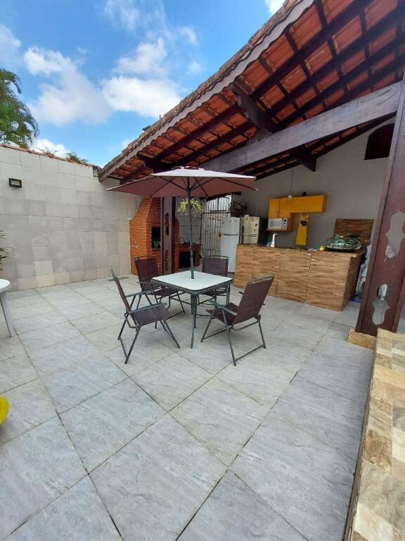 Casa com 4 quartos e 250 m² em Vila Caiçara, Praia Grande